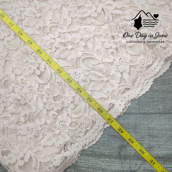 Express Layered Lace Pencil Skirt Size 12 - Picture 4 of 5